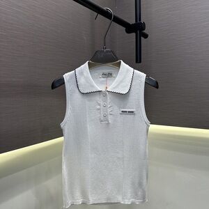 Miu Miu White Sleeveless Top with Scalloped Collar